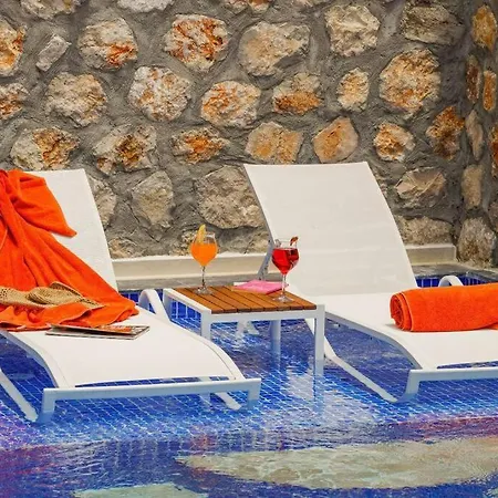 Montana Jakuzili Balayi Tatil Villasi Villa Kas