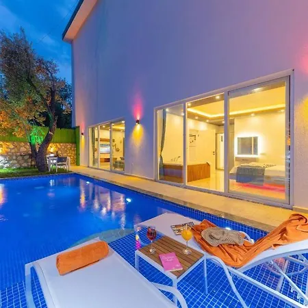 Montana Jakuzili Balayi Tatil Villasi Villa